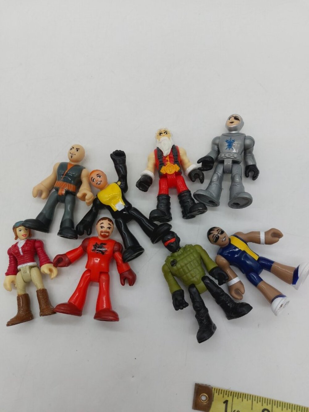 Fisher Price Imaginext Lot Of 8 Men & Women Various Years - Picture 7 of 8